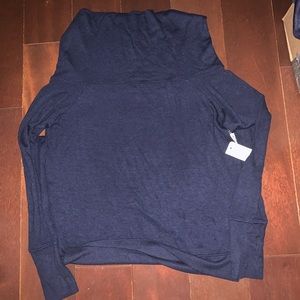 Long sleeve navy blue top